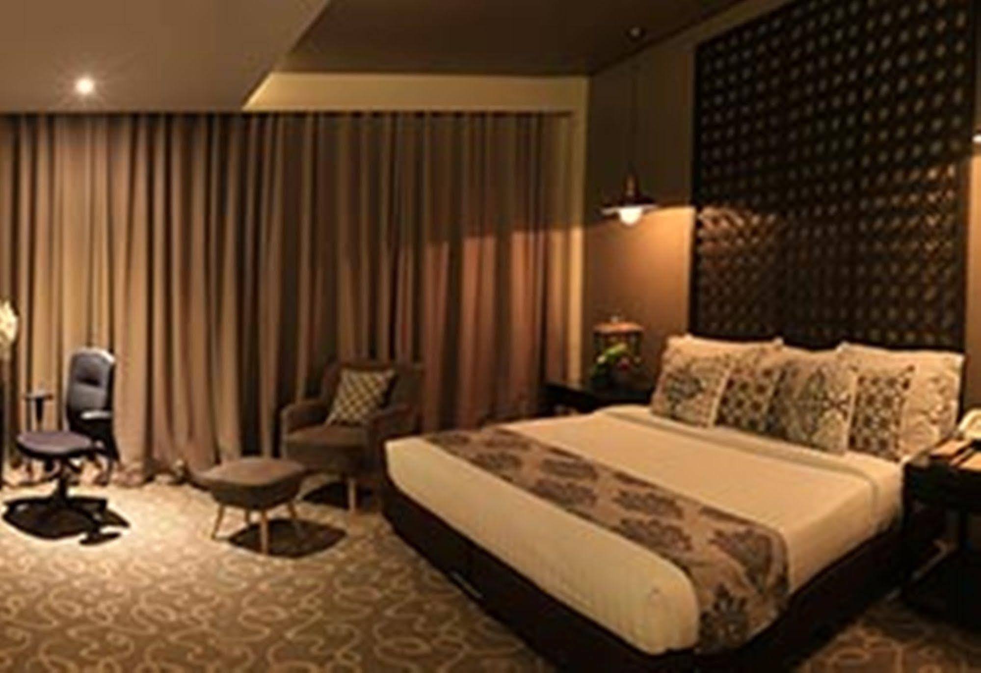 The Oriental Leyte Hotel Palo Luaran gambar